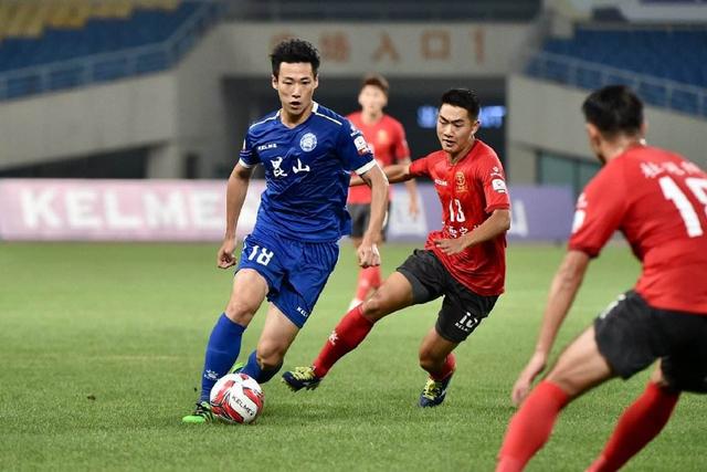 两次犯错丢了两个球 大连英博半年客场不胜