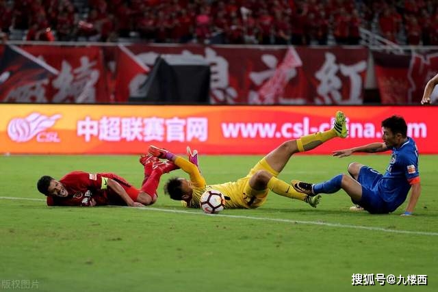 欧联-莱奥普利希奇破门 AC米兰总比分7-3晋级8强